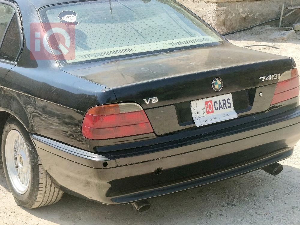 بي ام دبليو الفئة 7